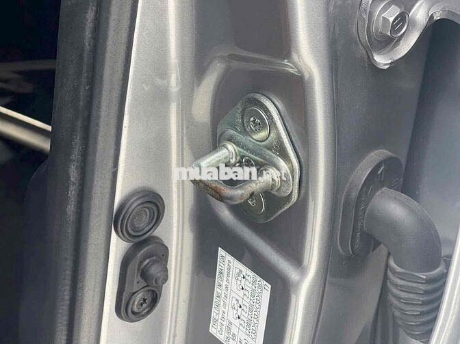 Toyota Innova 2019 2.0E - 78000 km