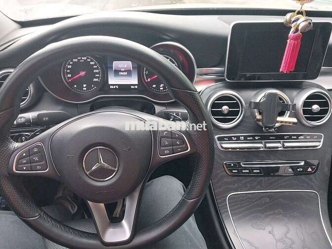 2018 C200 - 19000 km