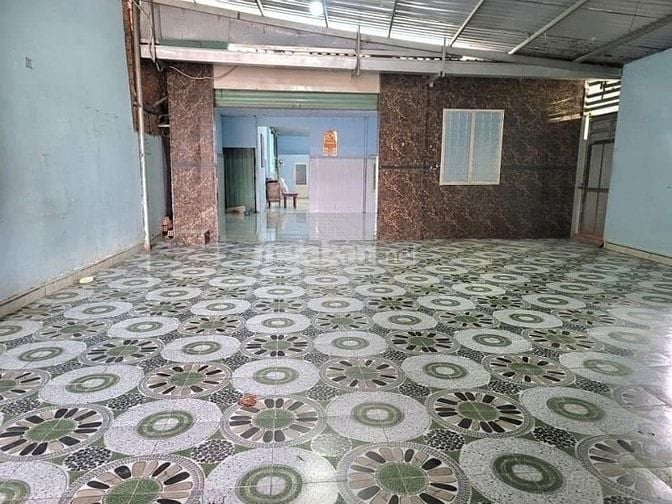 Cho thuê 400m2 kho, xưởng đường Dương Công Khi xã Xuân Thới Thượng