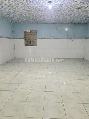 Cho thuê 400m2 kho, xưởng đường Dương Công Khi xã Xuân Thới Thượng