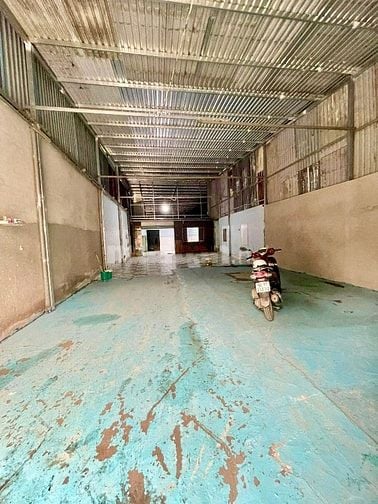 Cho thuê 400m2 kho, xưởng đường Dương Công Khi xã Xuân Thới Thượng