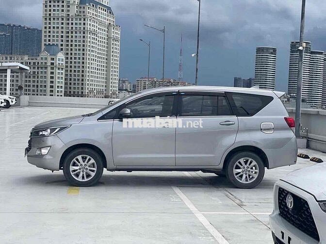 Toyota Innova 2019 2.0E - 78000 km