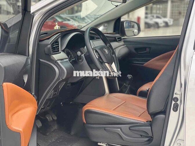 Toyota Innova 2019 2.0E - 78000 km