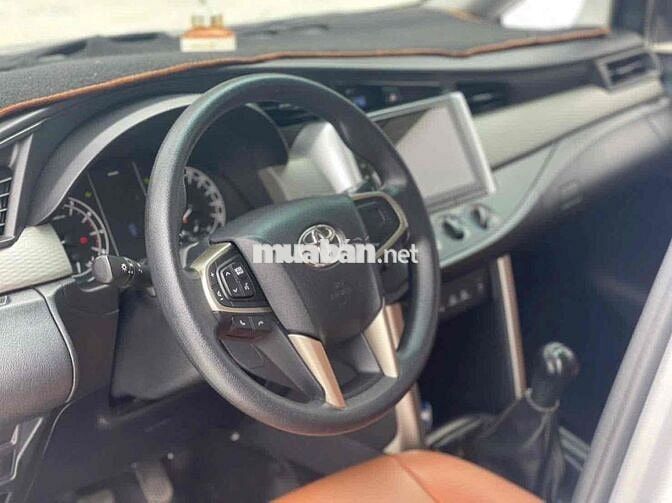 Toyota Innova 2019 2.0E - 78000 km