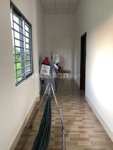 Nhà vườn 1800m2, 2 PN, nội thất cơ bản, xã Hoà Khánh Đông, Đức Hòa cũ 