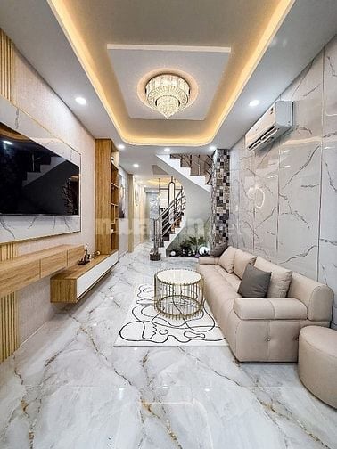 Nhà Ngộp 46m2 Ngay Ngô Tất Tố Bình Thạnh. Giá 2 tỷ 100. Cho thuê 12tr
