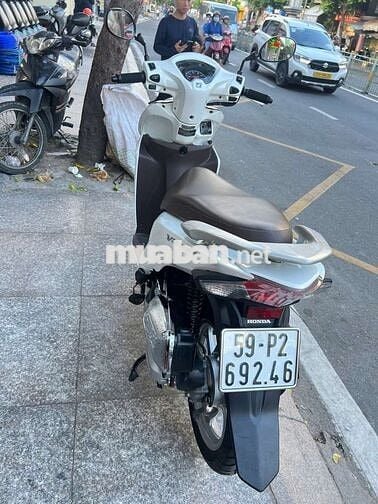 Honda vision 2018 mới 90% Bstp chính chủ