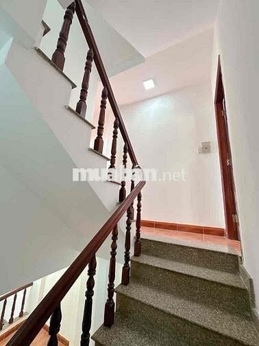 🌹Ni Sư Huỳnh Liên 47m2, 5 tầng, Dt: 3.7 x 12 🌹 Phường 10 - Tân