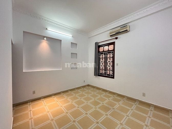 Bán nhà 5 tầng Hẻm 43  Đ. Cộng Hòa P.4 Tân Bình giá 10.8 tỷ TL