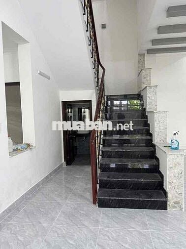 cho thuê biệt thự khu dân cư vl bình tân đường nhựa 12m xe hơi đậu mơi