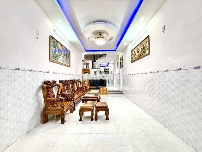 NHÀ 3 TẦNG 3 PHÒNG NGỦ GIÁ 13 TRIỆU/THÁNG KHU PHƯỚC LONG
