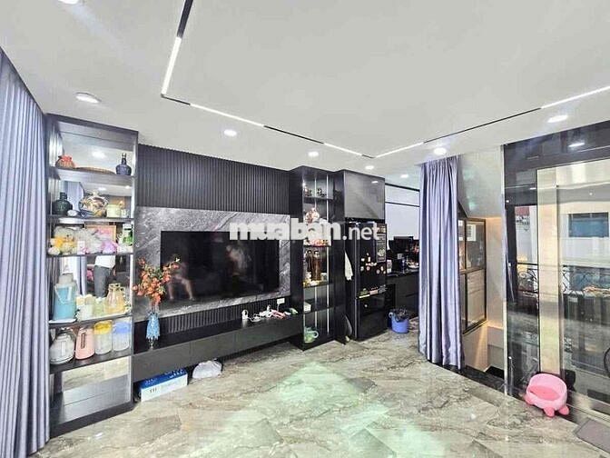 Bán Nhà Dịch Vọng Hậu - 40M2 - Thang Máy - Ô Tô  Tránh - Kinh Doanh