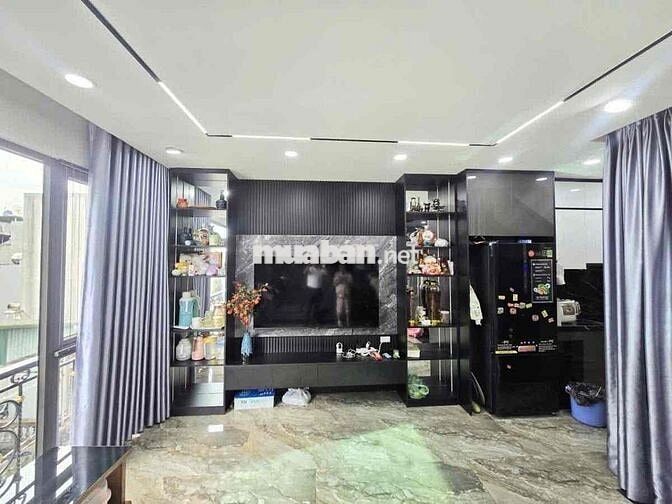 Bán Nhà Dịch Vọng Hậu - 40M2 - Thang Máy - Ô Tô  Tránh - Kinh Doanh