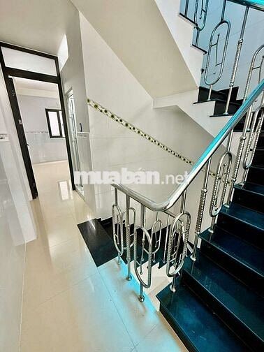 - Nhà Bán hẻm thông xe Tải đậu sát nhà Đường Nguyễn Duy P10#Q8