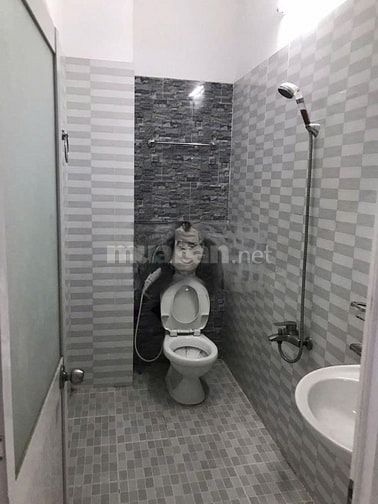 Cho thuê nhà hẻm 5m(XH) Bình Trị Đông, P.B.T.Đông A, Q.BTân giá 11.5tr