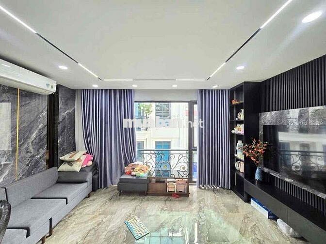 Bán Nhà Dịch Vọng Hậu - 40M2 - Thang Máy - Ô Tô  Tránh - Kinh Doanh