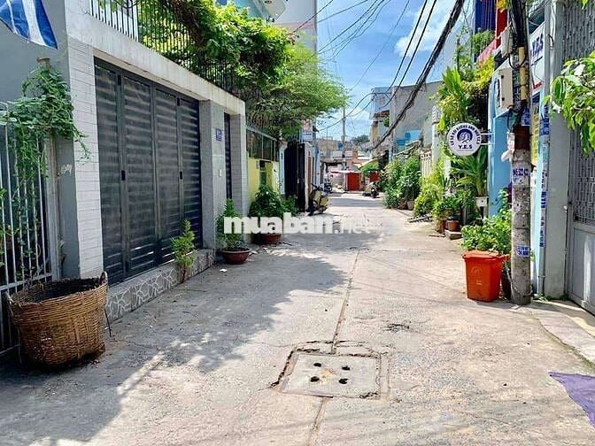 HXH CMT8, ngay chợ Hòa Hưng. 44m2 xây 2 tầng, nhỉnh 6ty