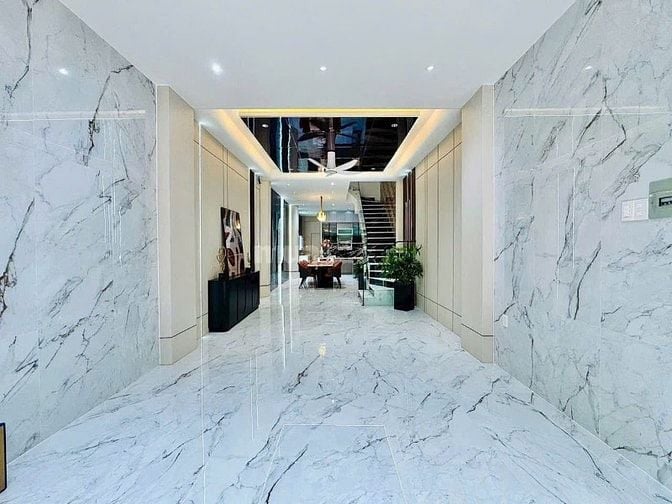 chính chủ bán nhà tại đường Lạc Long Quân - Quận11, nhà đẹp giá tốt 