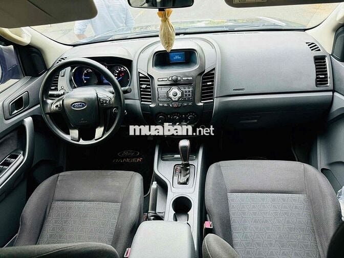 Ranger XLS model 2016 số tự động.