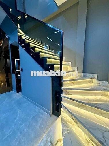 🏡Bán nhà Lạc Long Quân - 50m2 - 3 Tầng , HXH 8m - Full nội thất 🏡