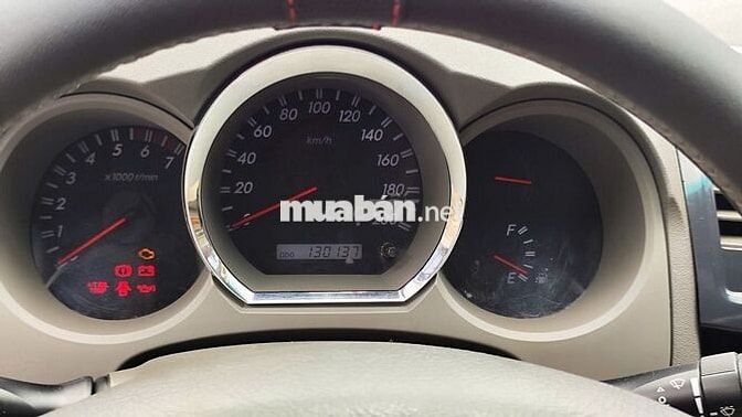 Toyota Fortuner V 2011 -  315 Triệu