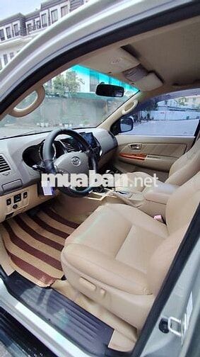 Toyota Fortuner V 2011 -  315 Triệu