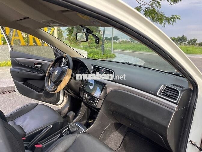 Xe gia đình Suzuki Ciaz 2020 chạy 67000 km bao zin