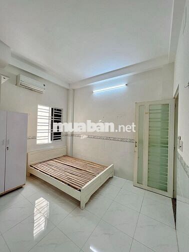 phòng khép kín đủ đồ 2 tòa thang bộ và thang máy giá 2,6tr đến 4tr