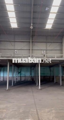 Kho diện tích lên đến 500m2 cần cho thuê gấp ở Đào Trí đường xe cont