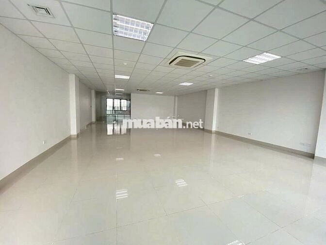 Cho thuê gấp mặt sàn tại Trần Nguyên Đán, Hoàng Mai diện tích 100m2
