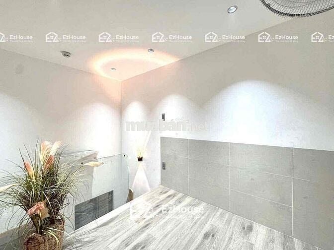 phòng hình thật full nội thất + máy giặt riêng gần công viên phần mềm