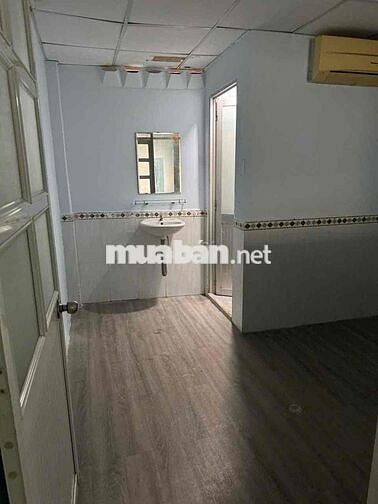 Nhà hẻm ô tô tận nhà khu Bàu Cát Quận Tân Bình