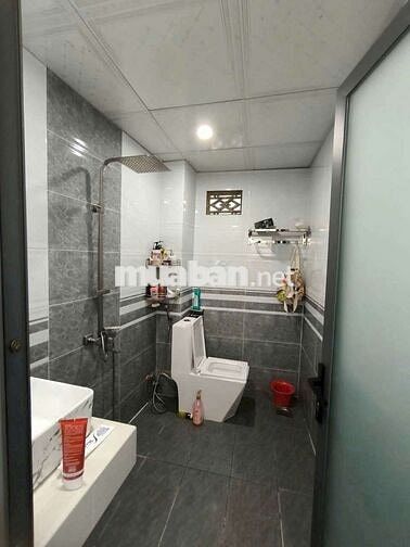 Nhà ngõ hẻm120m2, 3 phòng ngủ , đường Nguyễn khuyến, biên hòa
