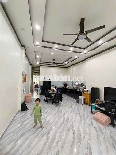 Nhà ngõ hẻm120m2, 3 phòng ngủ , đường Nguyễn khuyến, biên hòa