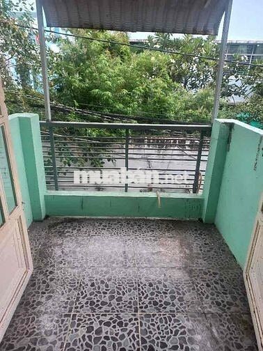 Nhà Ngay Trung Tâm - Q8 , dài 16m - Hẻm 4m - Hoàn Công - hơn 3ty