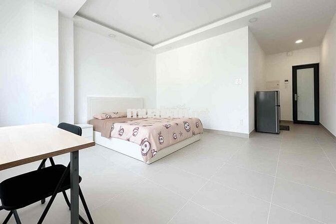 Căn hộ mini có cửa sổ trời - Đầy đủ nội thất - Gần ngã tư hàng xanh