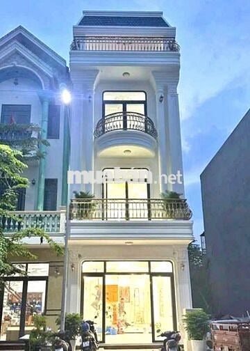HIẾM🔥- NHÀ 3 TẦNG - 106M2 - CHỈ HƠN 3 TỶ - NGAY VINCOM - 550 DĨ AN.