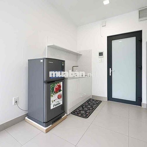 Căn hộ mini có cửa sổ trời - Đầy đủ nội thất - Gần ngã tư hàng xanh