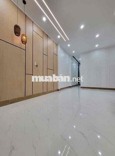 CĂN NHÀ ĐẸP LUNG LINH KHU DÂN CƯ HUỲNH ĐẠI. CÁCH QLO 100m