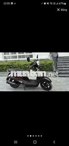 Kymco like fi xe đang cầm đồ bán rẻ