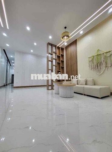 CĂN NHÀ ĐẸP LUNG LINH KHU DÂN CƯ HUỲNH ĐẠI. CÁCH QLO 100m