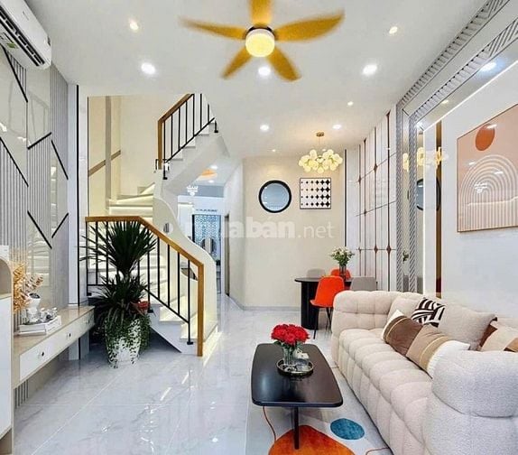 bán nhà gò vấp 48m2, hẻm oto6m, có shr giá 3ty200tr Lh ngay cho em