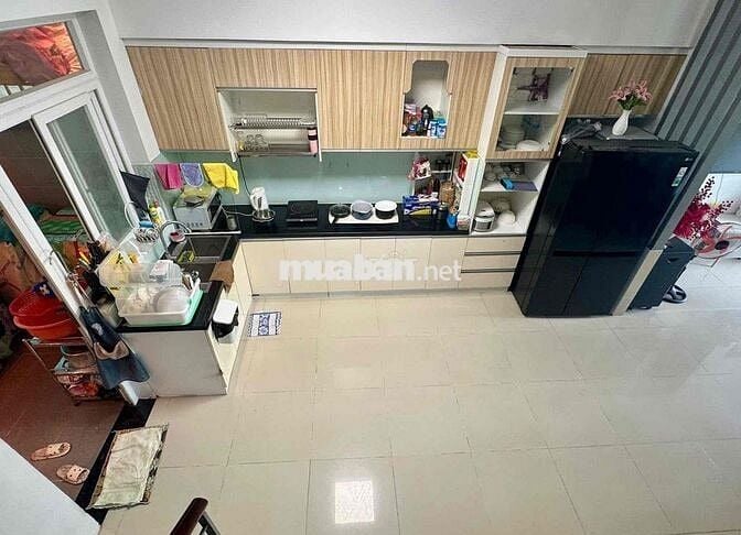 Chính Chủ Bán Gấp Căn- View Công Vien - Nhà Có hợp đồng thuê