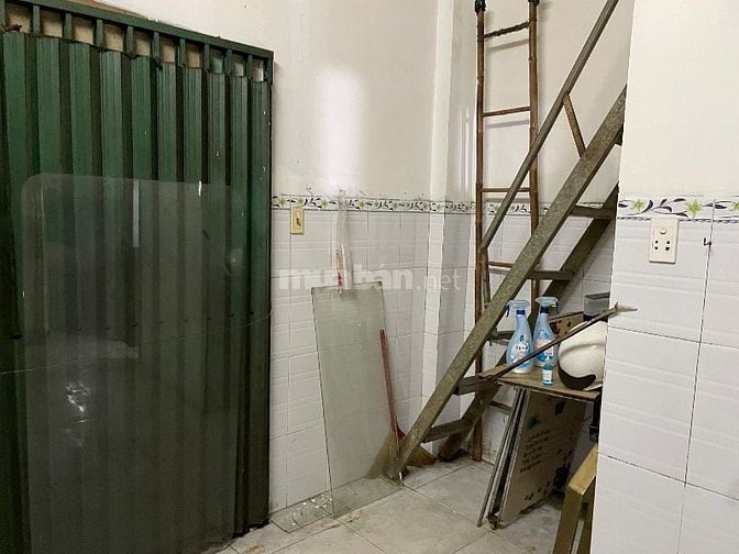Em cần cho thuê mặt bằng kinh doanh 48m