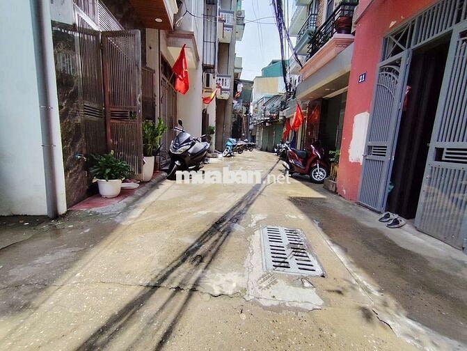 Tòa căn hộ 24 phòng ô tô,gần time city dòng tiền 1.5 tỷ/ năm