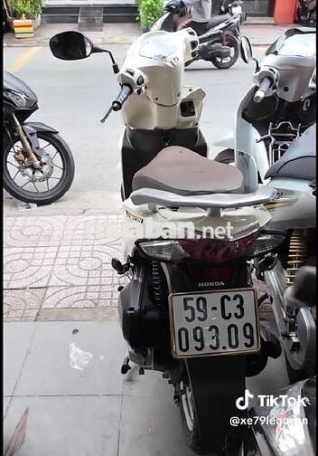 vison 2020 Biển số TP chính chủ bao ký giấy