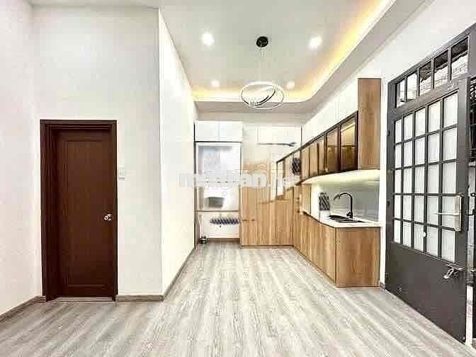 CHO THUÊ NHÀ MẶT TIỀN Đường NGUYỄN DUY DƯƠNG - Quận 10