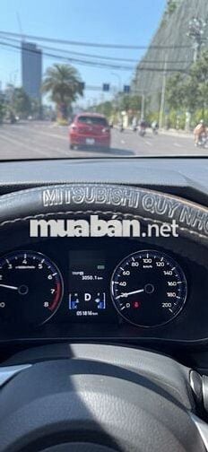 Mitsubishi Xpander 2024 Premium 1.5 AT - 53000 km