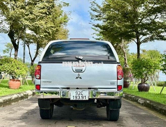 Mitsubishi Triton 2009 Tự Động 2 Cầu