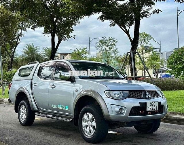 Mitsubishi Triton 2009 Tự Động 2 Cầu